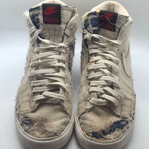 Nike BLAZER -- X Stranger Things Upside Down -- Mens sz 10